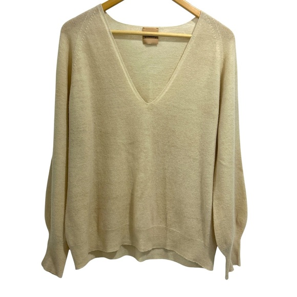 Nude Wool Cashmere V Neck Sweater in Tan - Size 46/US 10 - Picture 1 of 10